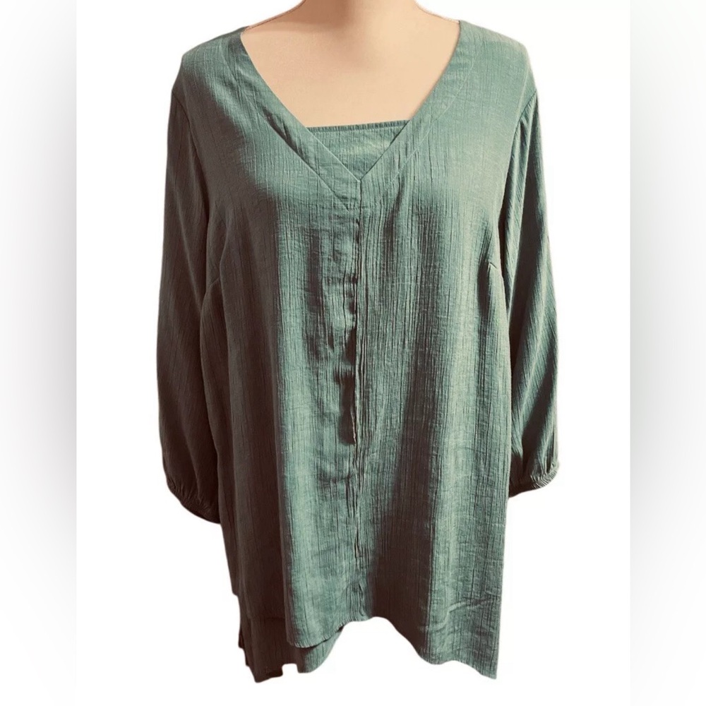 St. Johns Bay Women Textured Tunic Green Size 1X Spring Flowy Travel Lightweight